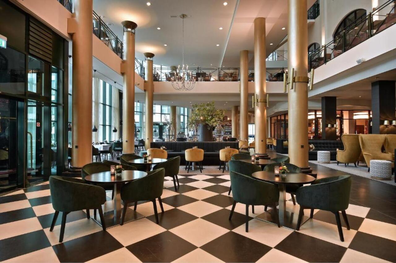 Van Der Valk Theaterhotel Алмело Экстерьер фото
